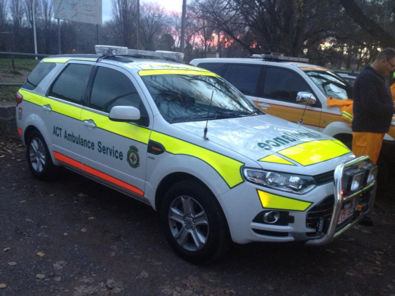 ACT Ambulance Ford Territory - Photo by Tom S.jpg