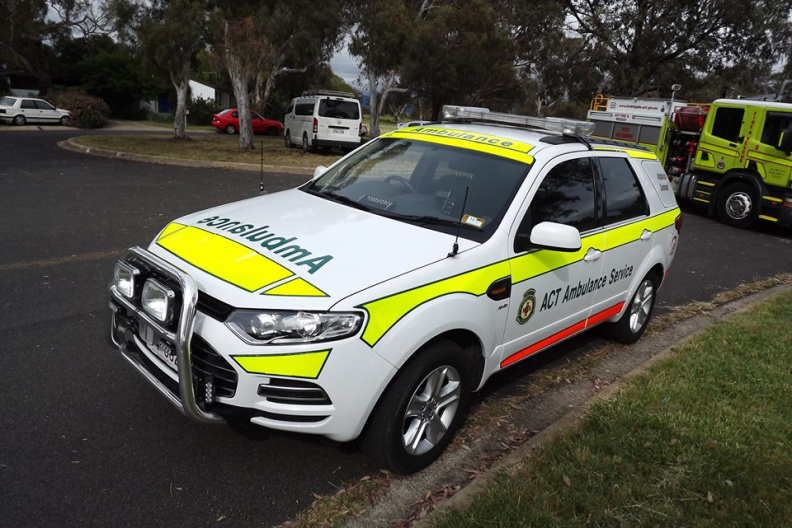 ACT Ambulance Ford Territory - Photo by Angelo T (7).jpg