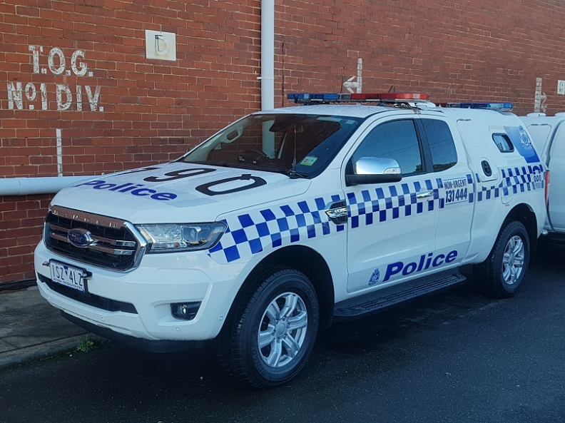 VicPol - Ford Ranger Divisional Van - Photo by Tom S (2)
