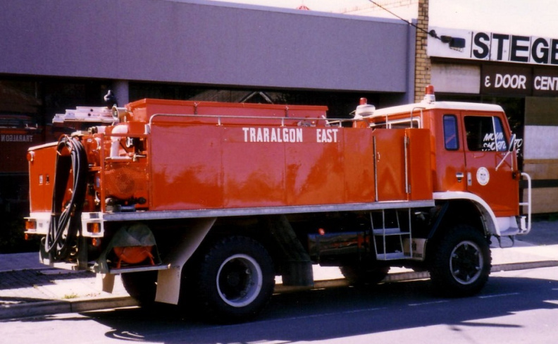 Traralgon East Tanker - Photo by Keith P.jpg