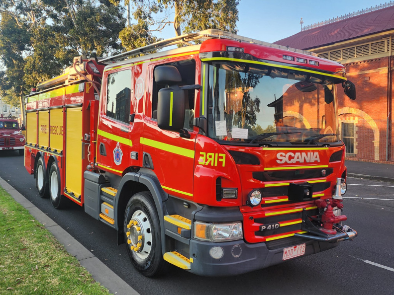 Ultra Large Pumper - On Loan to 73 - Photo by Tom S (4).jpg
