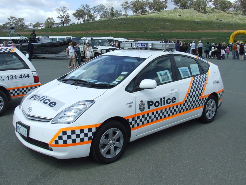 2009 Toyota Prius (1).jpg