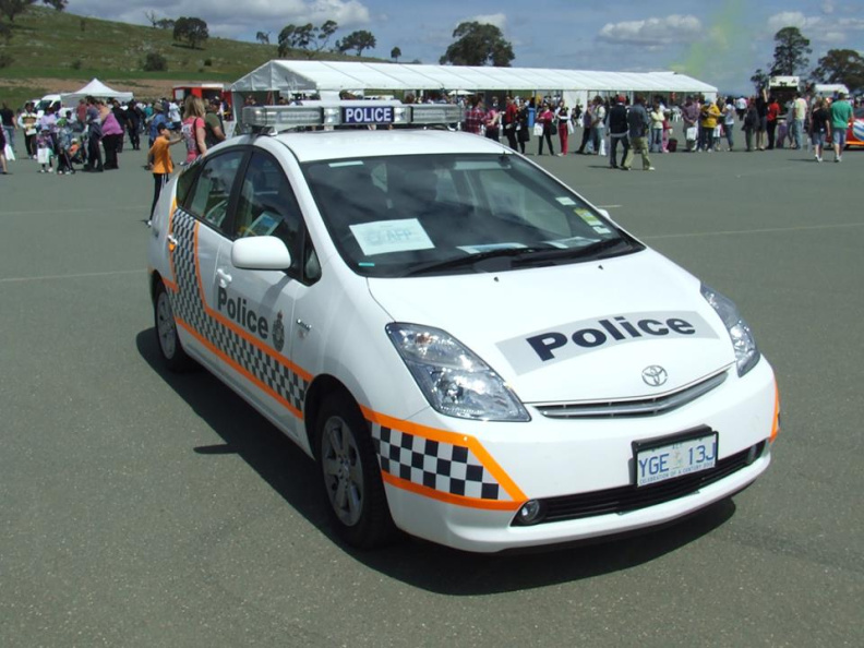 2009 Toyota Prius (2).jpg