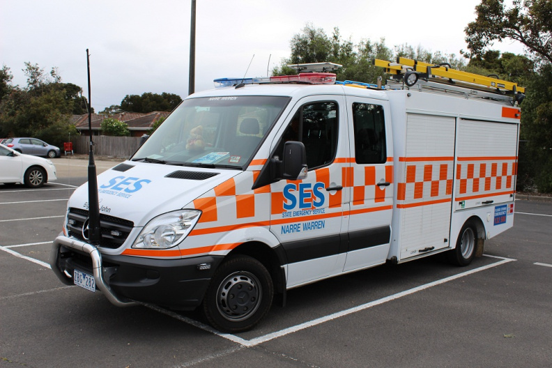 Vic SES Narre Warren Vehicle General Rescue Support - Photo by Tom S (2).JPG