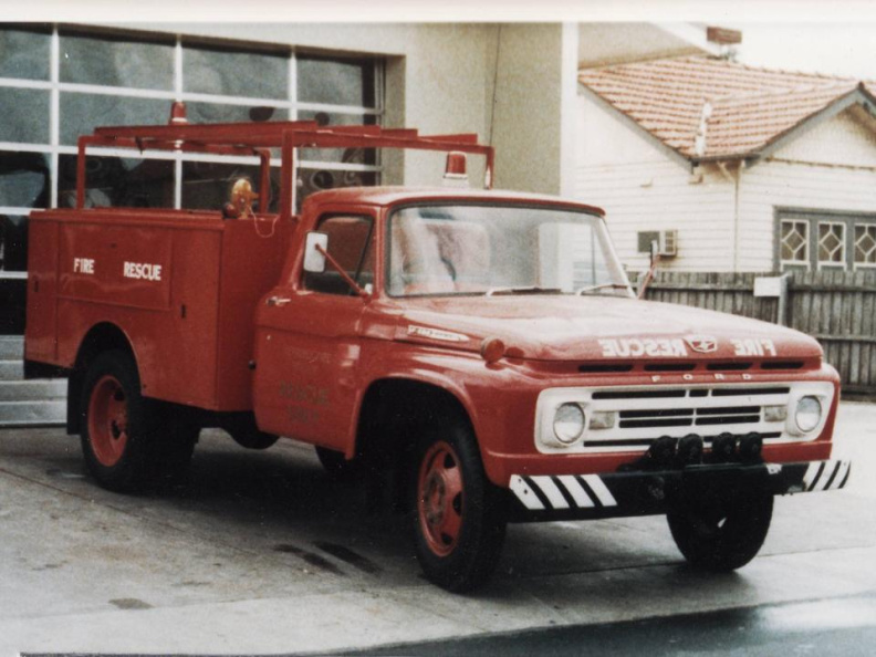 5 Ford_Rescue_1972_-_1979.JPG