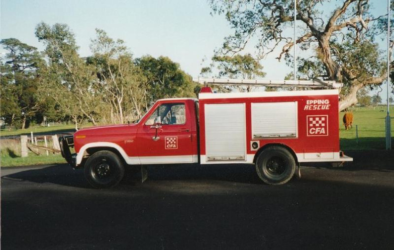 Vic CFA Old Epping Ford Rescue (3).jpg