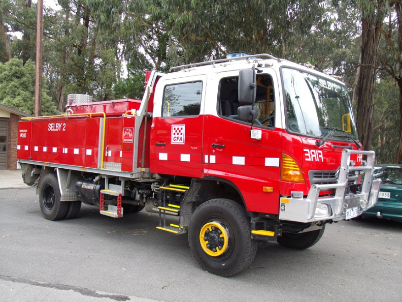 Vic CFA Selby Tanker 2 (7)