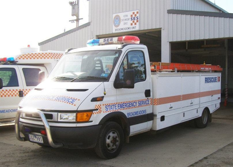 Old Rescue 2 - Iveco - Photo by Broadmeadows SES (1).jpg