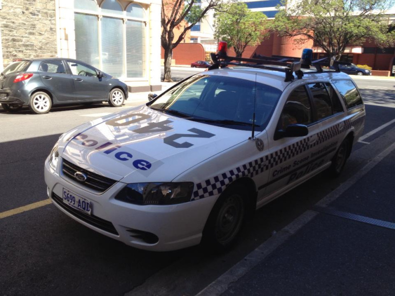 SA Police - Crime Investigation Unit Vehicle (8).jpg
