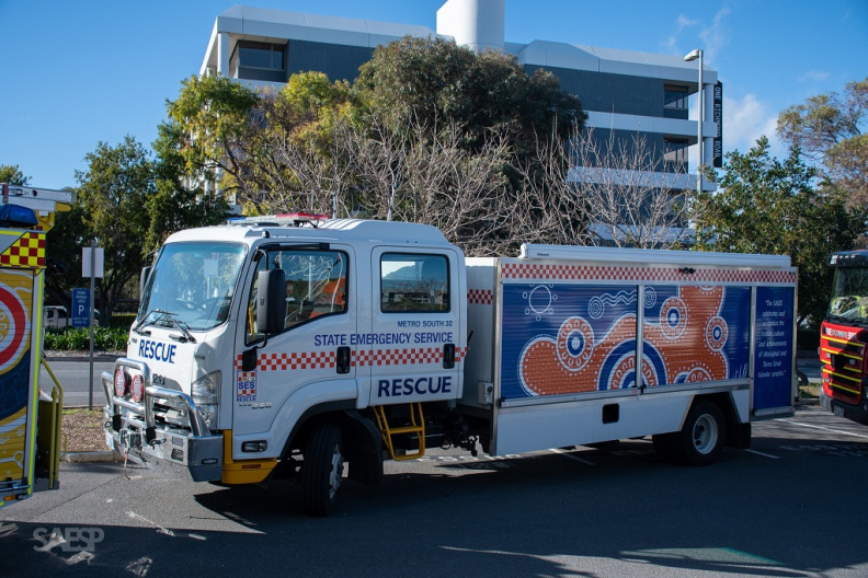 Metro South 32 - Photo by Emergency Services Adelaide (1).jpg