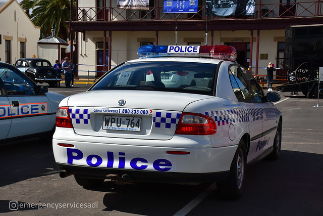 Sapol - Holden VX - Photo by Emergency Services Adelaide (2).jpg