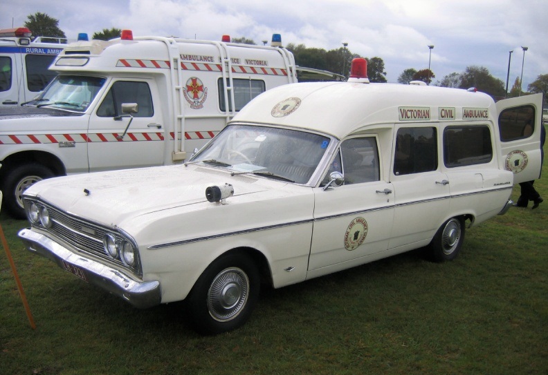 1968 Ford ZA Fairlane ambulance (9).JPG