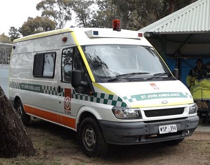 SA St John - Ford Ambulance (1).jpg