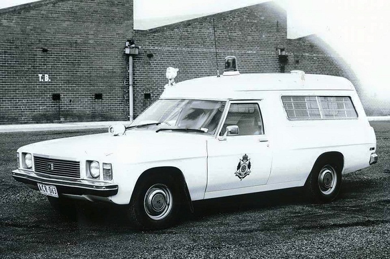 VicPol Old 1978 Holden Van (1).jpg