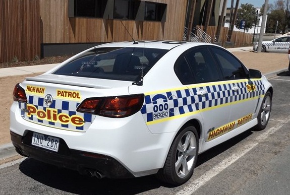 VicPol Highway Patrol Holden VF Semi Marked White (10).jpg