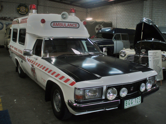 1982 Holden WB 1 Tonner ambulance (7).jpg