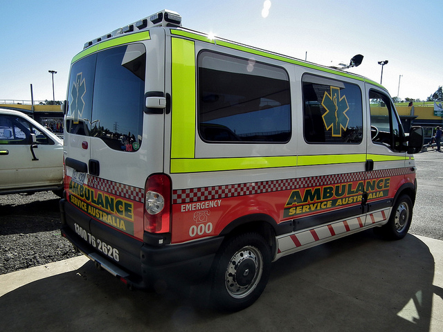 Australia Ambulance Service Vehilce (1).jpg