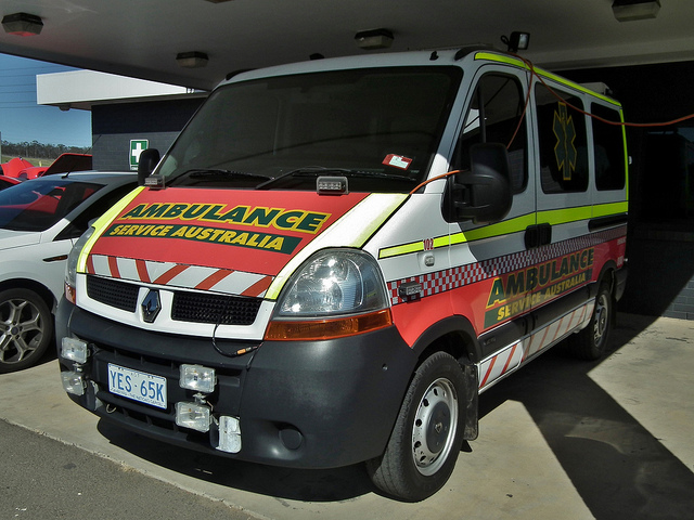 Australia Ambulance Service Vehilce (3).jpg