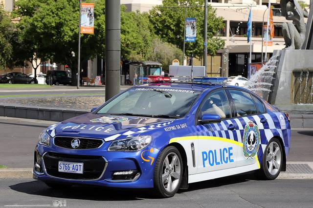 SAPol - Highway Patrol Holden VF2 (1).jpg