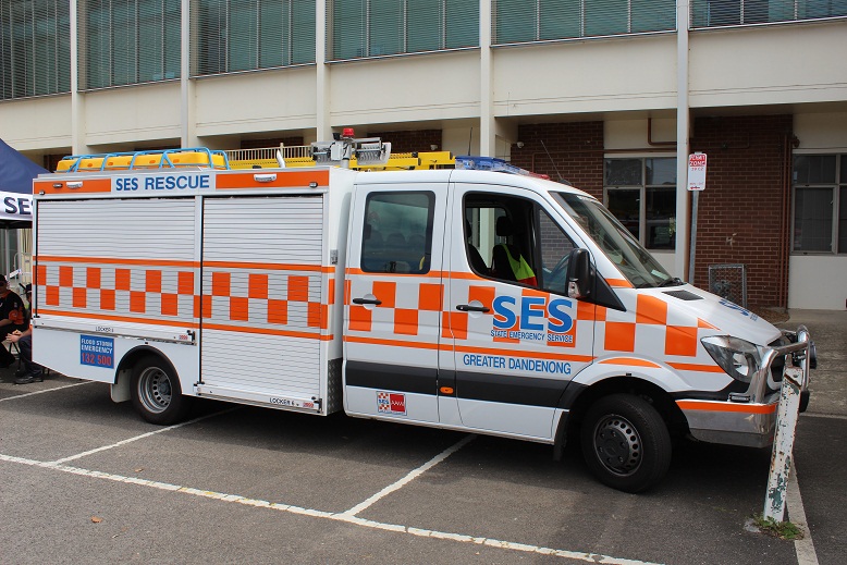 Vic SES Greater Dandenong Rescue 2 - Photo by Tom S (2).JPG