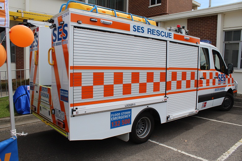 Vic SES Greater Dandenong Rescue 2 - Photo by Tom S (3).JPG