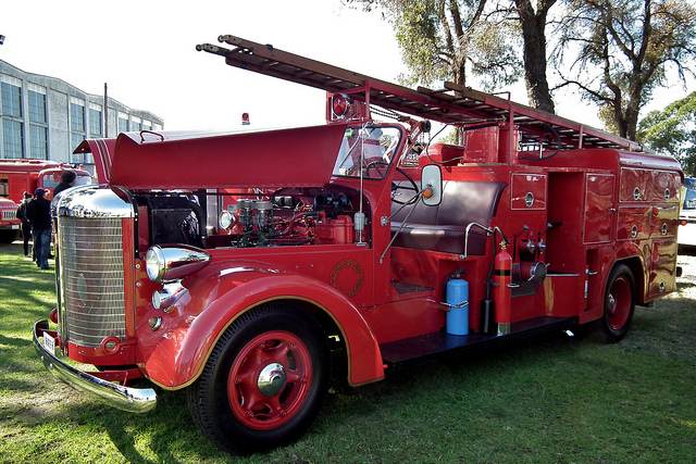 1942 American La France Model B-601 fire truck2.jpg