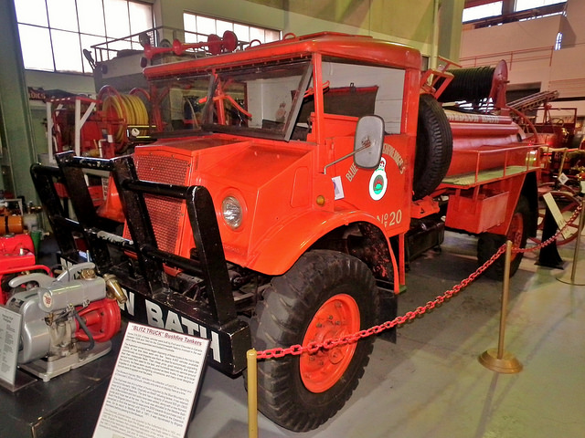 1942 Ford CMP F60 Blitz fire truck 2.jpg