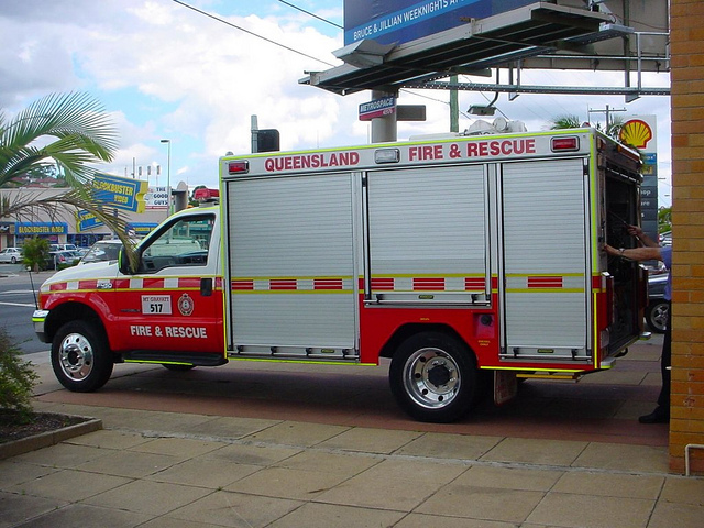 Qld Fire Old Emergency Tender - Wishart Vehicle (11).jpg