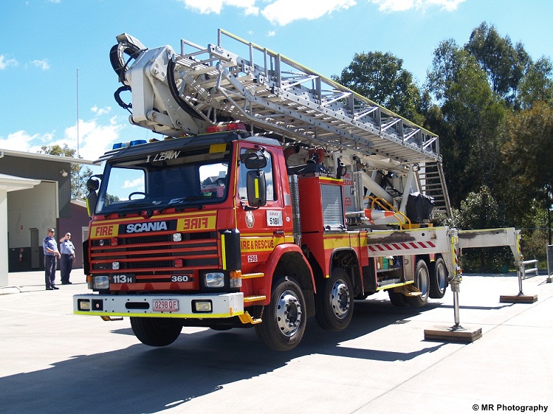 QFES Fire Rescue Durack Old Ladder Platform - Photo by Mitch R (1).JPG