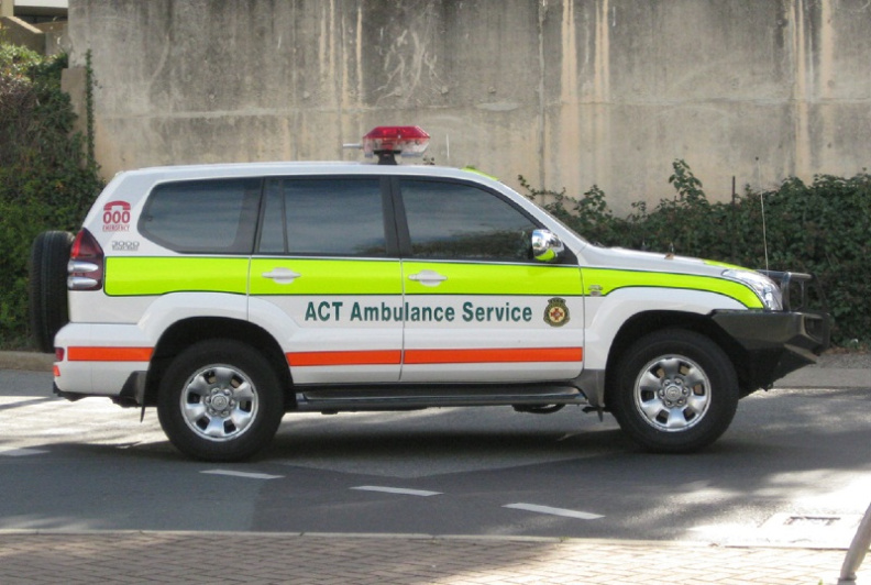 ACT Ambulance Toyota Parada - Photo by Angelo T (2).jpg