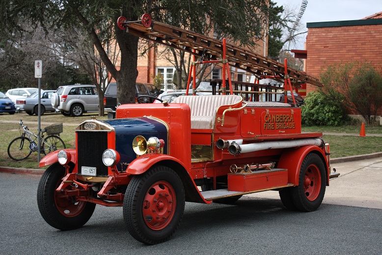 ACT Fire Brigade Historical Vehicle (71).JPG